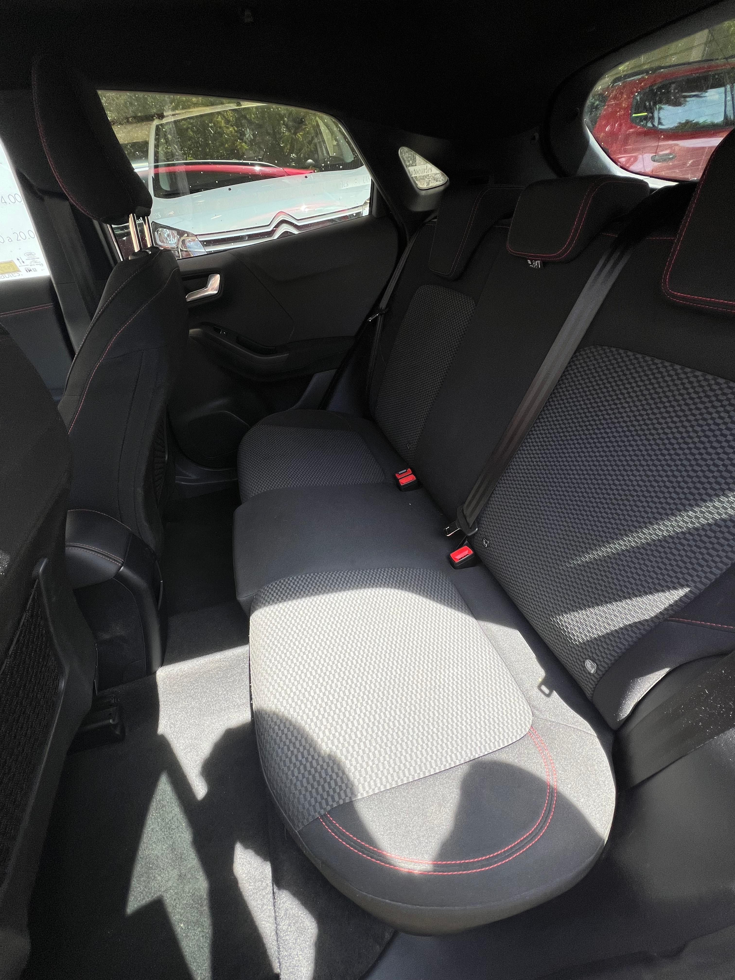 WhatsApp Image 2025-04-22 at 13.52.41 (8).jpeg