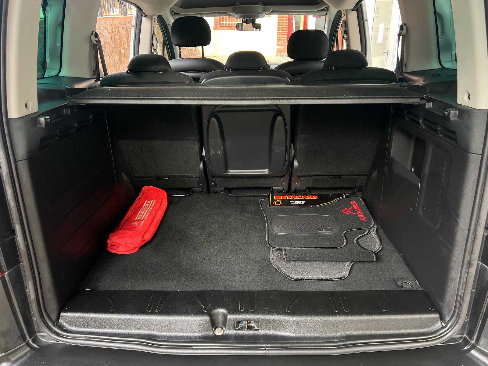 WhatsApp Image 2025-12-02 at 10.41.09 (3).jpeg